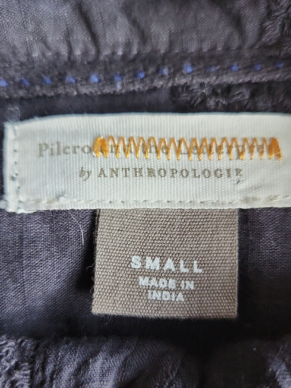 Pilcro By Anthropologie Black Shirt with Subtle Embroidered Flowers Size Small - Picture 3 of 8